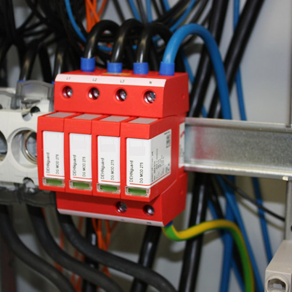 Über­spannungs­schutz bei P&N Elektromeister OHG in Mühlheim am Main